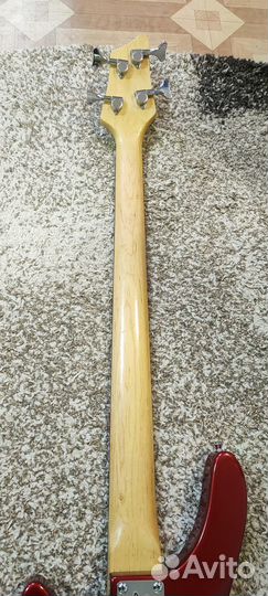 Бас-гитара Maxtone Traditional Series