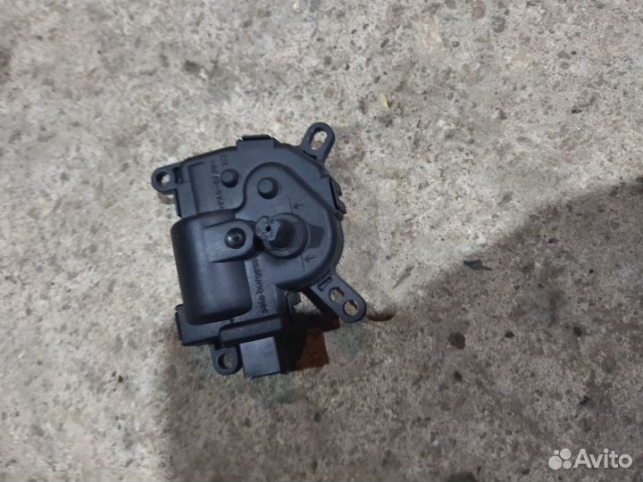 Активатор заслонки печки Mandeo 4 Мандео Мондео