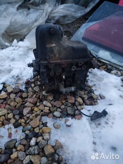 Двигатель 2111