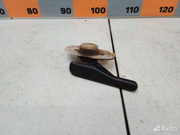 Ручка открывания капота Nissan Primera P11 1.6