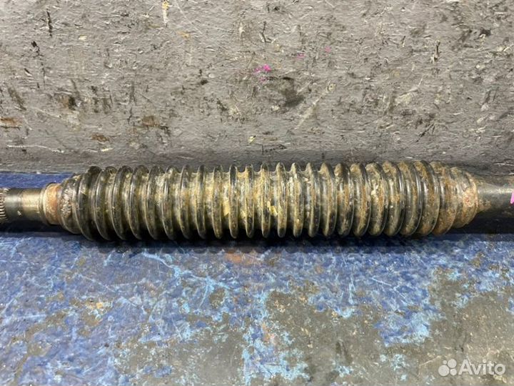 Рулевой карданчик Mitsubishi Pajero 4 V90