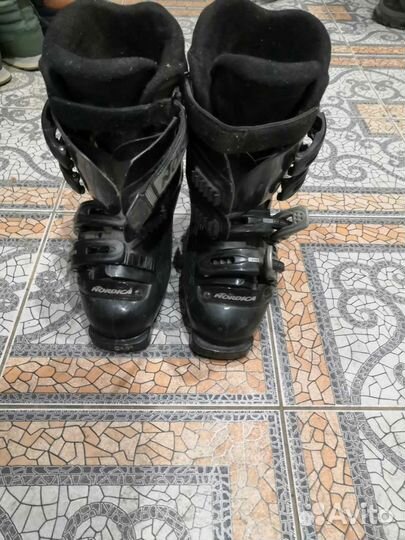 Горные лыжи комплект