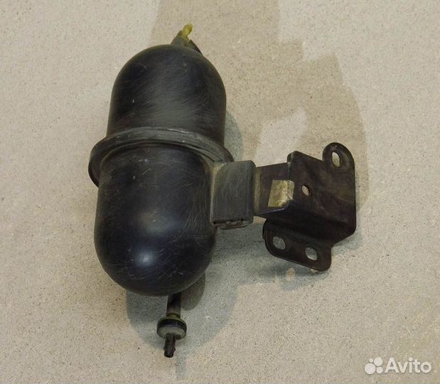 Ресивер воздушный Ford Escape 1