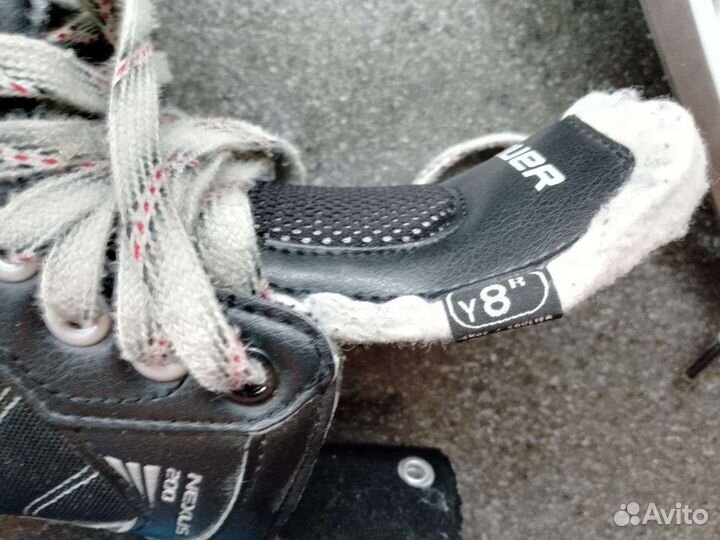 Коньки Bauer Nexus 200 размер Y8