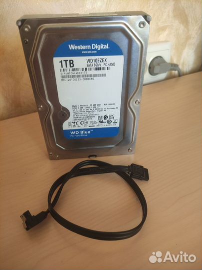 Жёсткий диск Western Digital Blue WD10ezex 1Тб