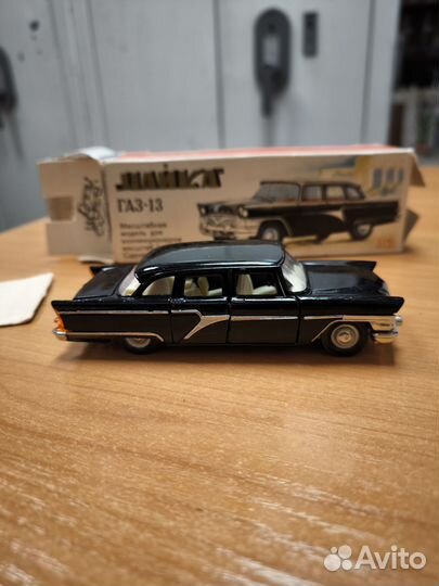 1:43 СССР газ 13 А15 чайка олимпийская