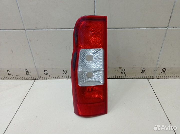 Фонарь задний левый Ford Transit