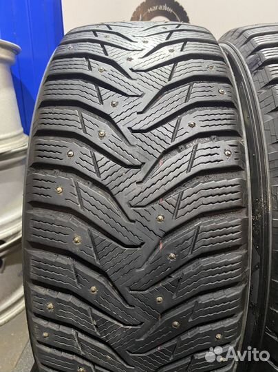 Marshal WinterCraft SUV Ice WS31 235/55 R17 103T
