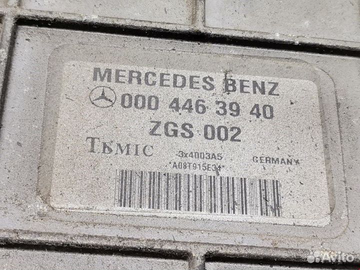 Б/У Б/У Блок управления двигателем 4463940 merc