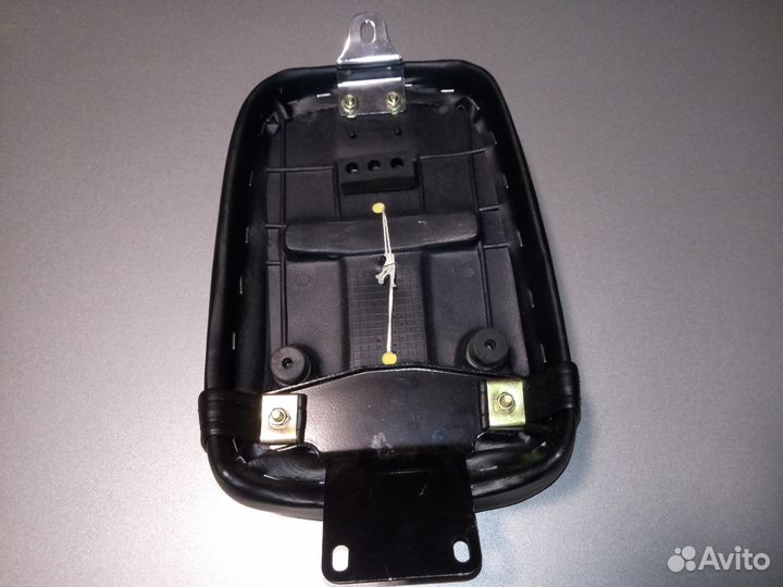 Сидение заднее в сборе