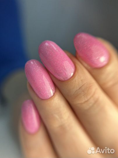 Маникюр, педикюр, наращивание ногтей