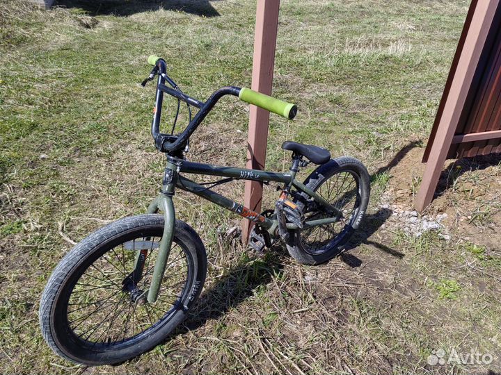 Трюковой велосипед bmx