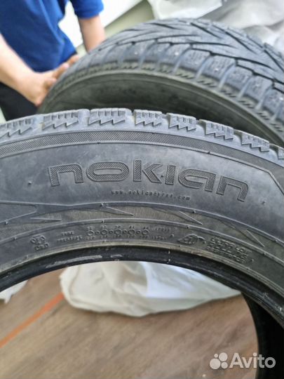 Nokian Tyres Hakkapeliitta R2 SUV 235/60 R17