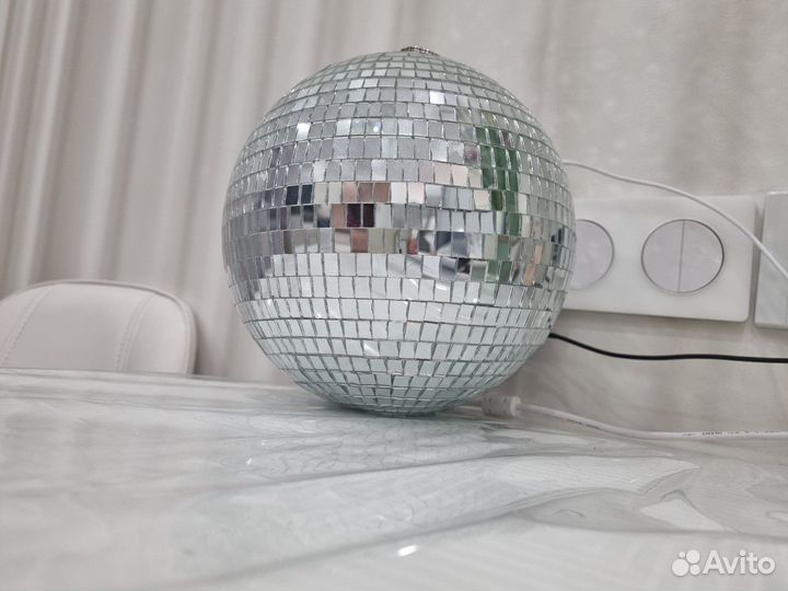 Диско шар зеркальный -30см