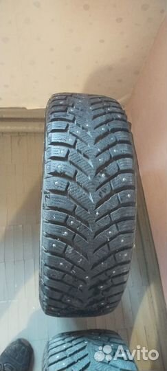 Toyo Observe Ice-Freezer 215/65 R16 98T