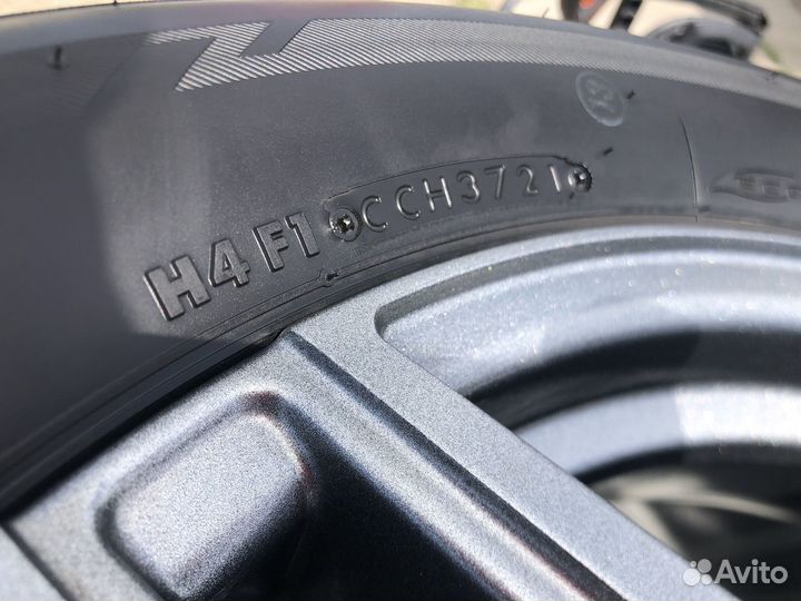 Колеса в сборе 215/60 R16 Bridgestone Luft RV II