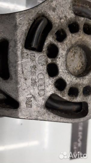 Ролик натяжитель ремня с кронштейном VAG VW BWA