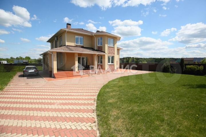 Дом 250 м² на участке 30 сот.