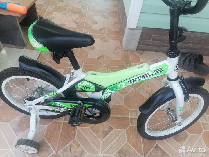 Детский трехколесный велосипед новый