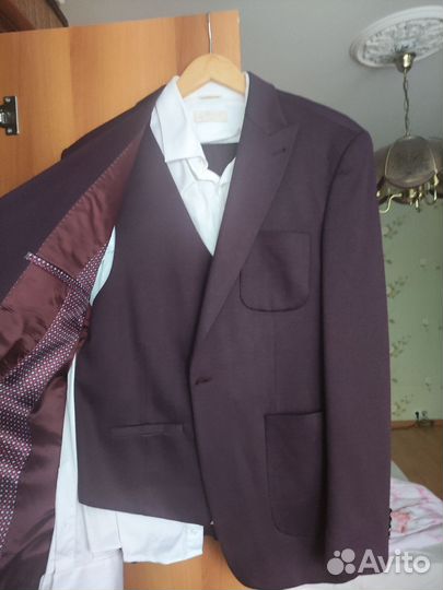 Костюм тройка свадебный