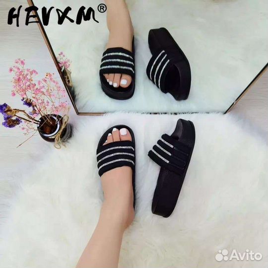 Шлепанцы женские