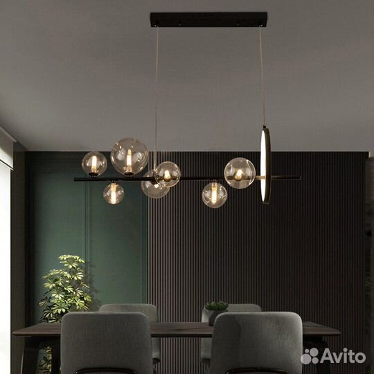 Люстра подвесная. Светильник с шарами