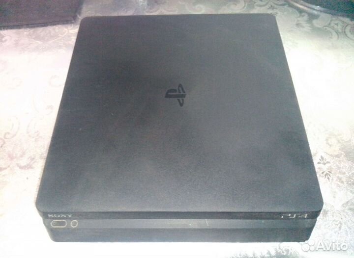 Набор Sony PS4 Slim + VR1 + 23 игры