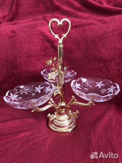 Конфетница под золото из трех чаши для конфет