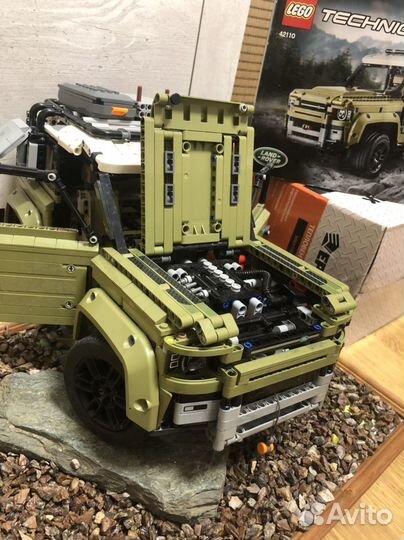 Lego technic 42110 land rover defender