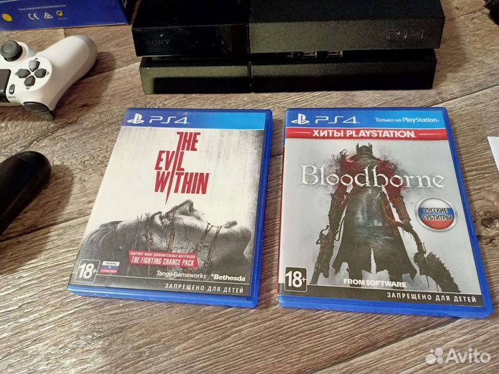 Sony ps4. два геймпада, две игры. + Гарантия