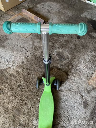 Самокат scooter трехколесный