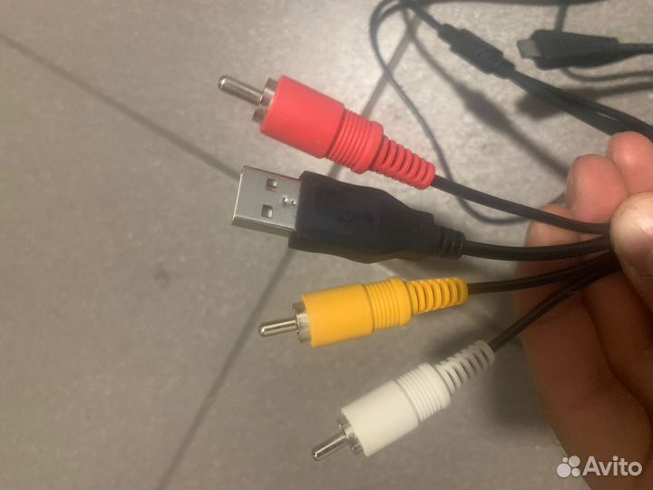 Провода sony желтый красный белый и USB type 3