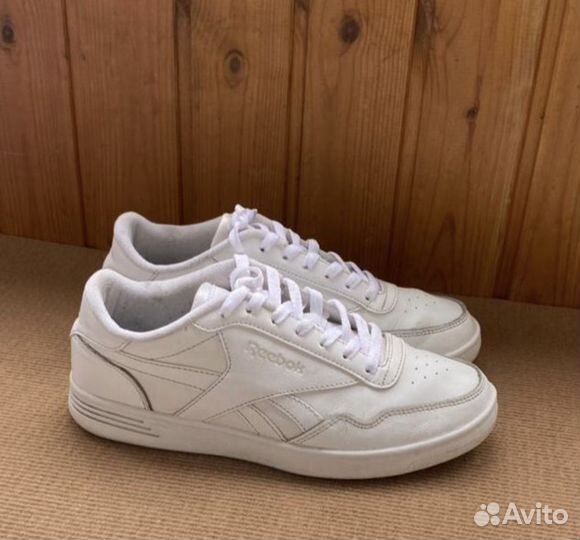 Reebok royal techque t