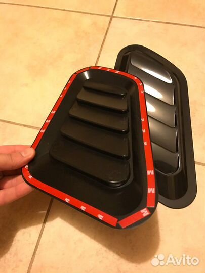 Жабры на капот универсальные