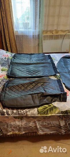 Авточехлы пилот из экокожи Renault captur