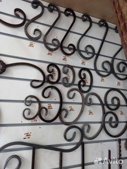 Лист галька