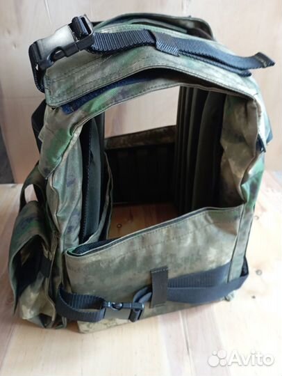 Бронежилет в комплекте мох