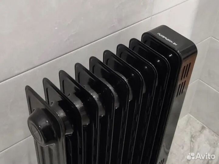 Новый масляный обогреватель Midea MOH3034 черный