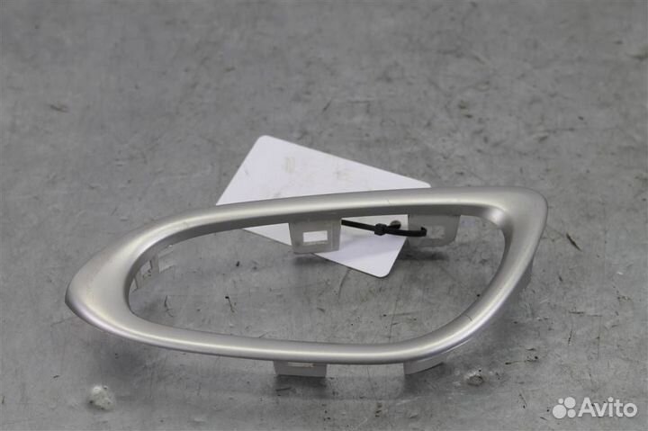 Накладка ручки внутренней Nissan Sentra B17