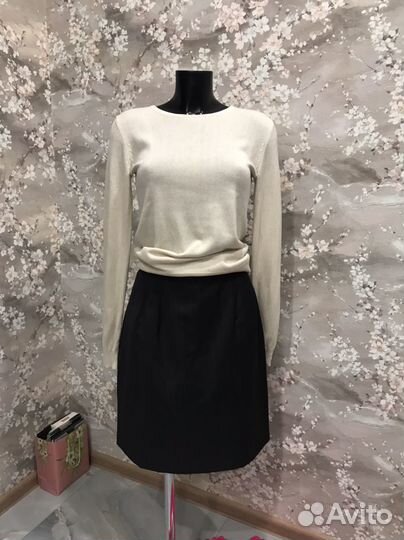 Armani юбка на L