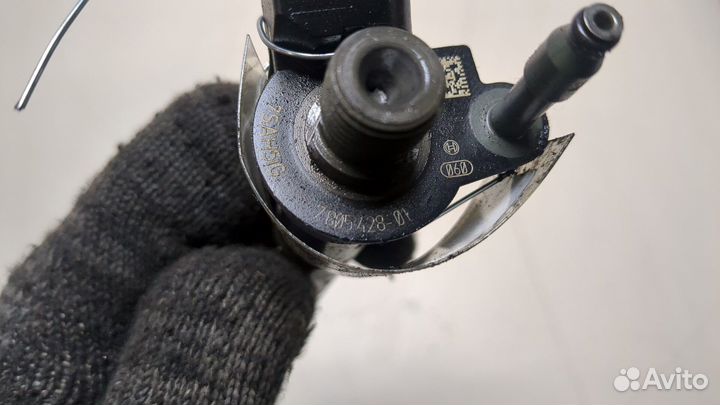 Форсунка топливная BMW 3 E90, E91, E92, E93