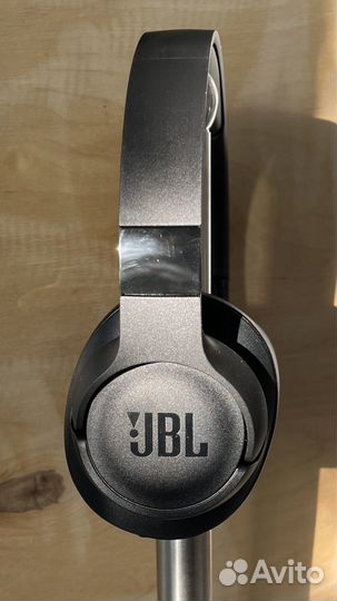 Беспроводные наушники JBL Tune 720 BT, черные