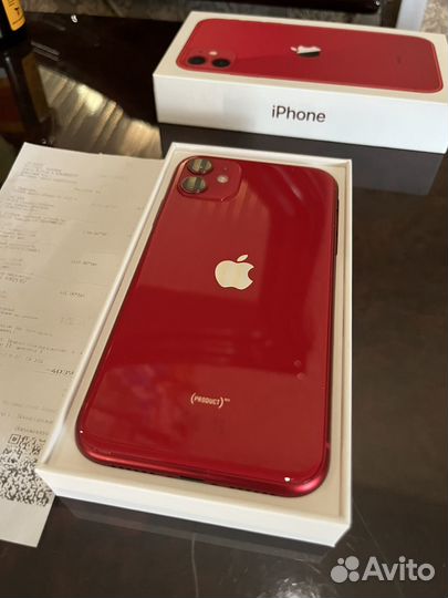 iPhone 11, 64 ГБ