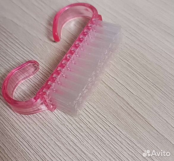 Щётки для маникюра