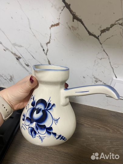 Кувшин гжель