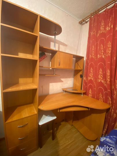 Компьютерный стол