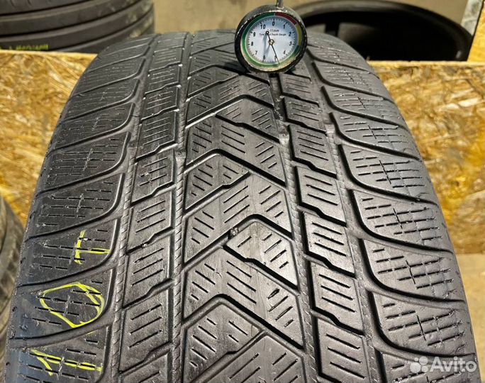 Pirelli Scorpion Winter 275/45 R21