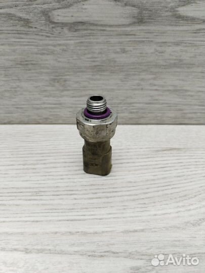 Датчик давлении кондиционера Mercedes Clk W209