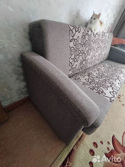 Диван б/у