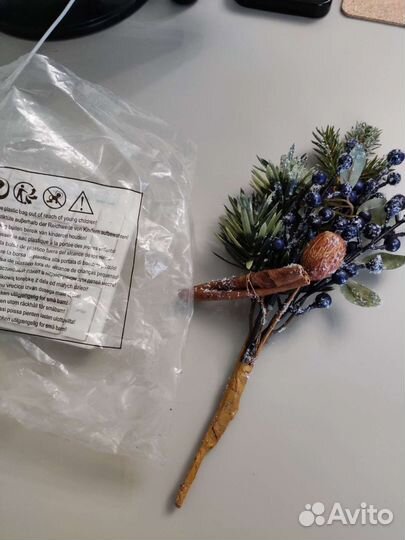 Новогодняя веточка с корицей. Украшение для дома